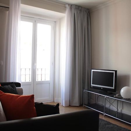 Metropol Rooms Madrid Esterno foto