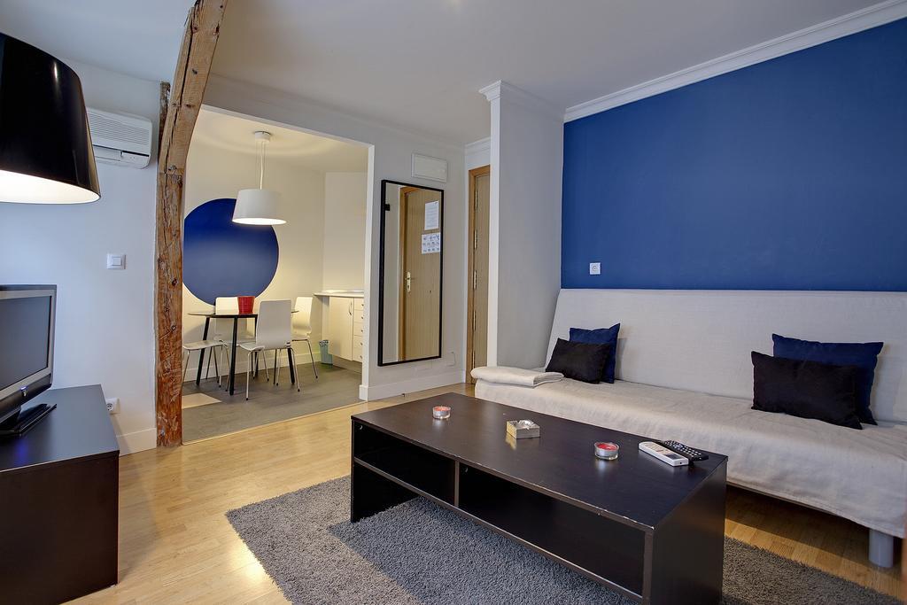 Metropol Rooms Madrid Esterno foto